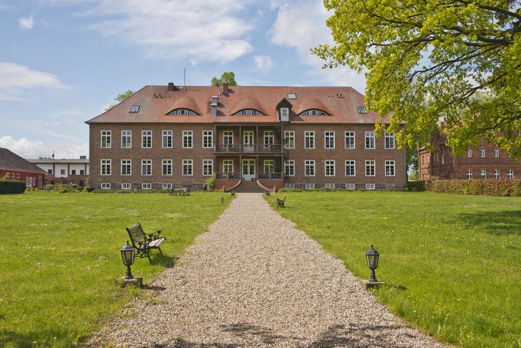 Romantik Hotel Gutshaus Ludorf Exteriér fotografie